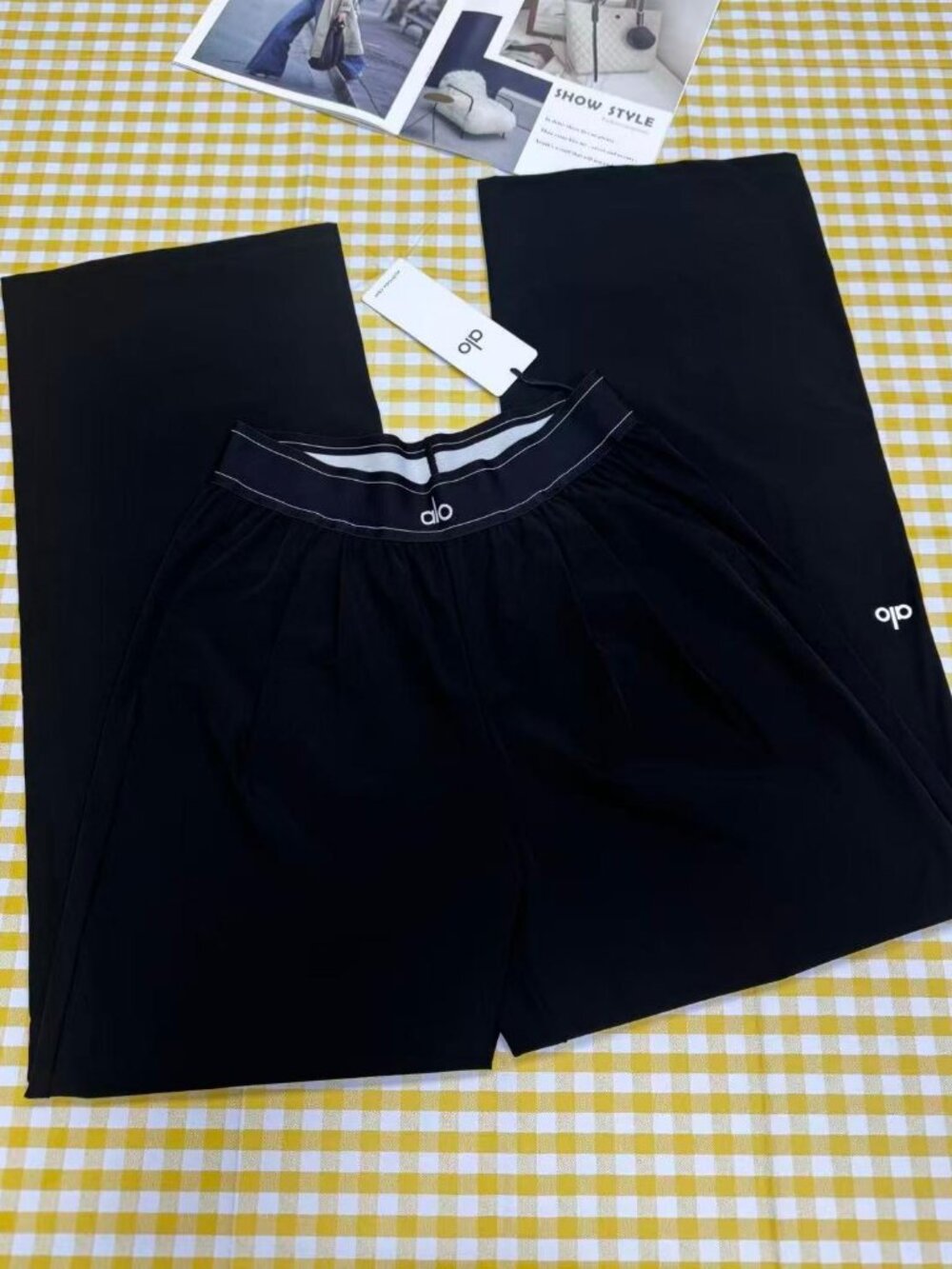 Regular ALO Yoga 🎨 New Black Sporty Casual Suit Up Pants (🤗Women's) - Picture 2 of 6